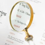 Crystal-Clear Faceted Handle Magnifying Glass - CDNY - Image 3